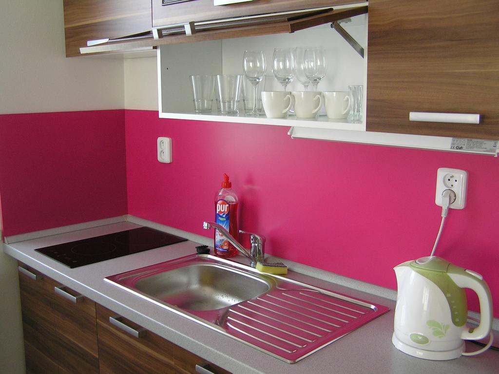 Apartment Trebon Bagian luar foto